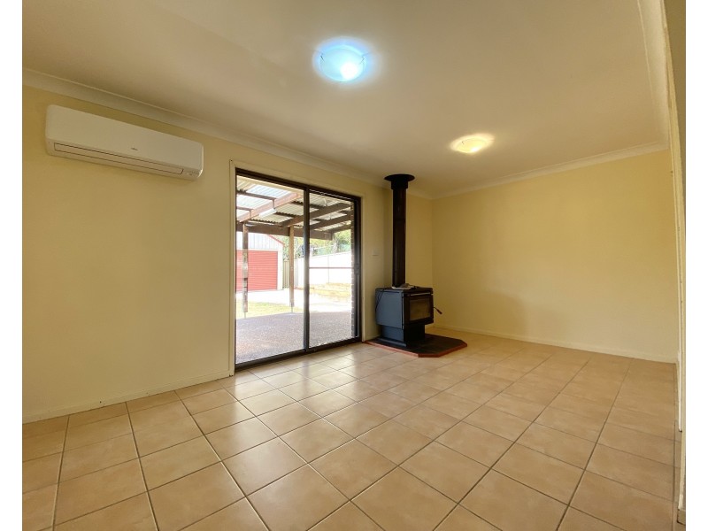 13 Baird Street, Dungog NSW 2420