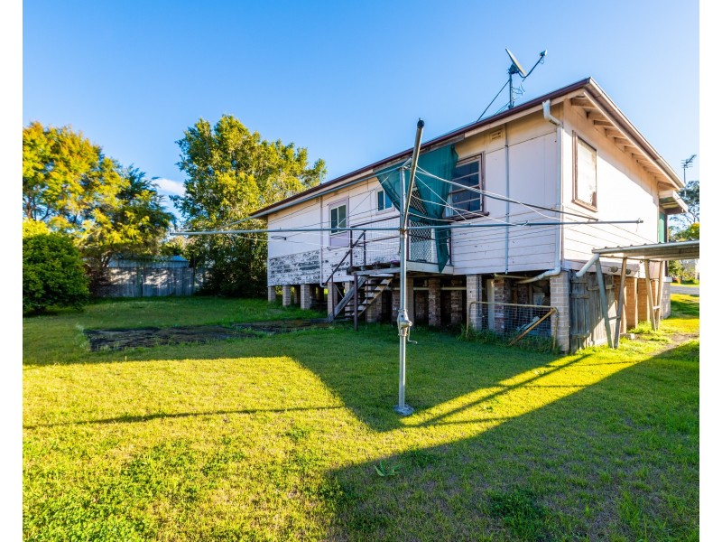 17 Moore Street, Dungog NSW 2420
