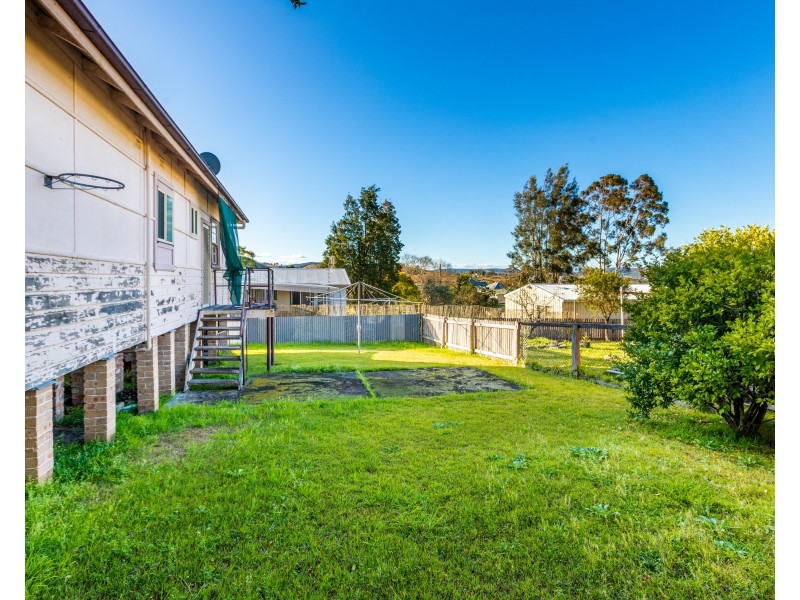 17 Moore Street, Dungog NSW 2420
