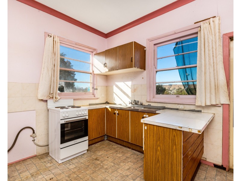 17 Moore Street, Dungog NSW 2420