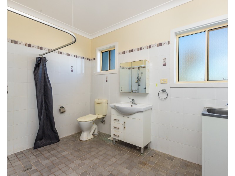 17 Moore Street, Dungog NSW 2420