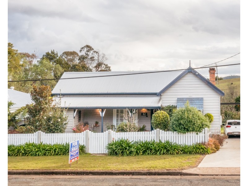 32 Fosterton Road, Dungog NSW 2420 the real estate agency For Sale