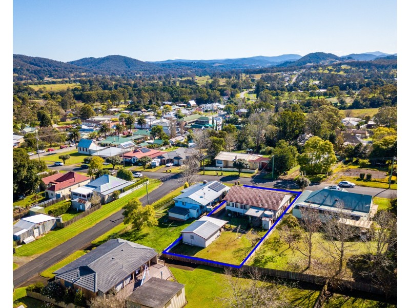 8 Church Street, Stroud NSW 2425