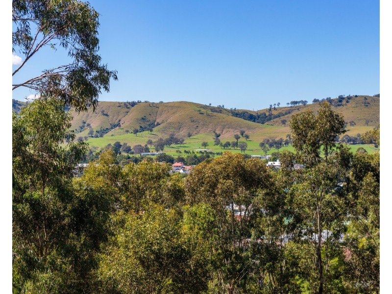 4a Moore Street, Dungog NSW 2420