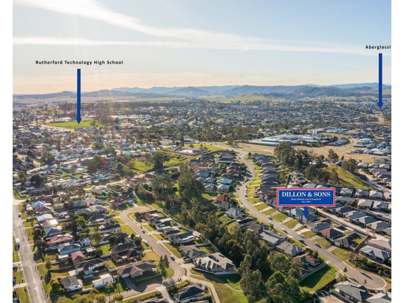 36 Pumphouse Crescent, Rutherford NSW 2320