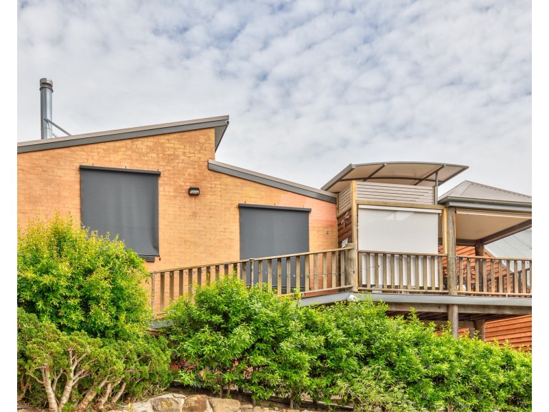 4 Moore Street, Dungog NSW 2420