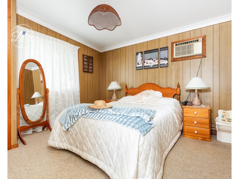 24 Moore Street, Dungog NSW 2420
