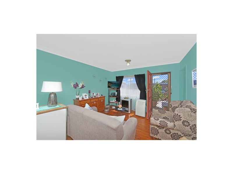 Villa 2 No 28 Forresters Beach Road, Forresters Beach NSW 2260