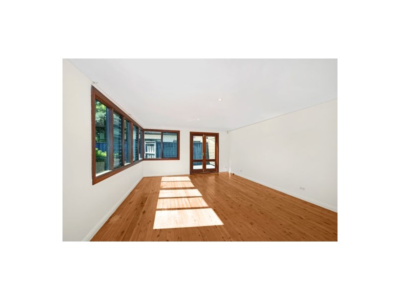 15 Noorong Avenue, Forresters Beach NSW 2260