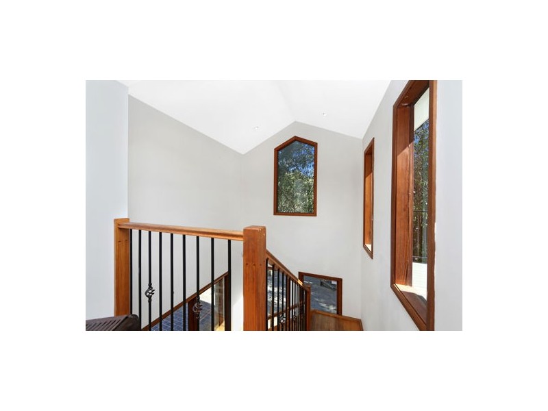 15 Noorong Avenue, Forresters Beach NSW 2260