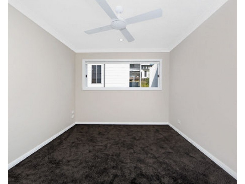 678 Unit 2/678 Coleridge Road, Bateau Bay NSW 2261