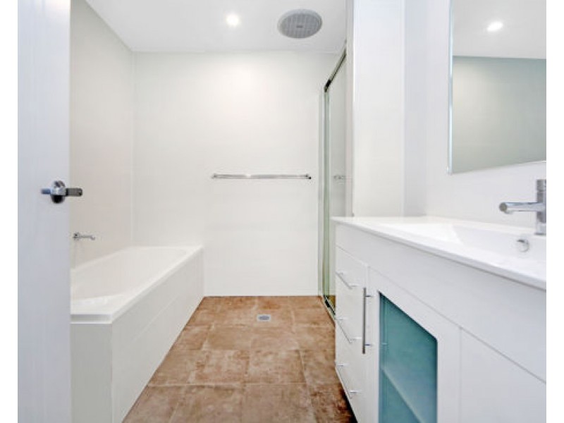 678 Unit 2/678 Coleridge Road, Bateau Bay NSW 2261