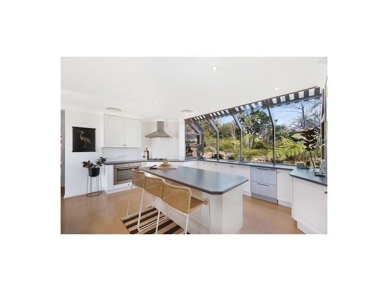 41 Donegal Road, Berkeley Vale NSW 2261