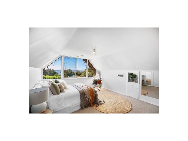 41 Donegal Road, Berkeley Vale NSW 2261
