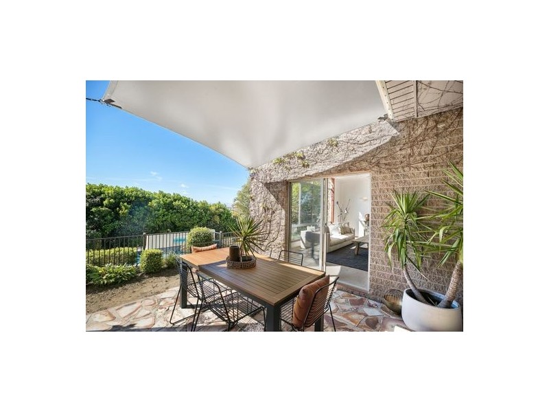 41 Donegal Road, Berkeley Vale NSW 2261