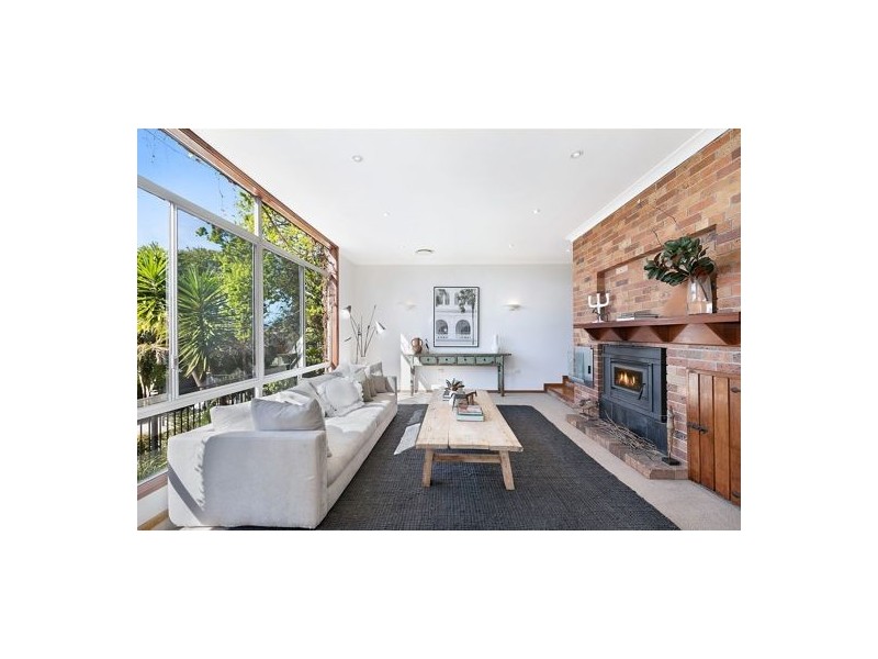41 Donegal Road, Berkeley Vale NSW 2261