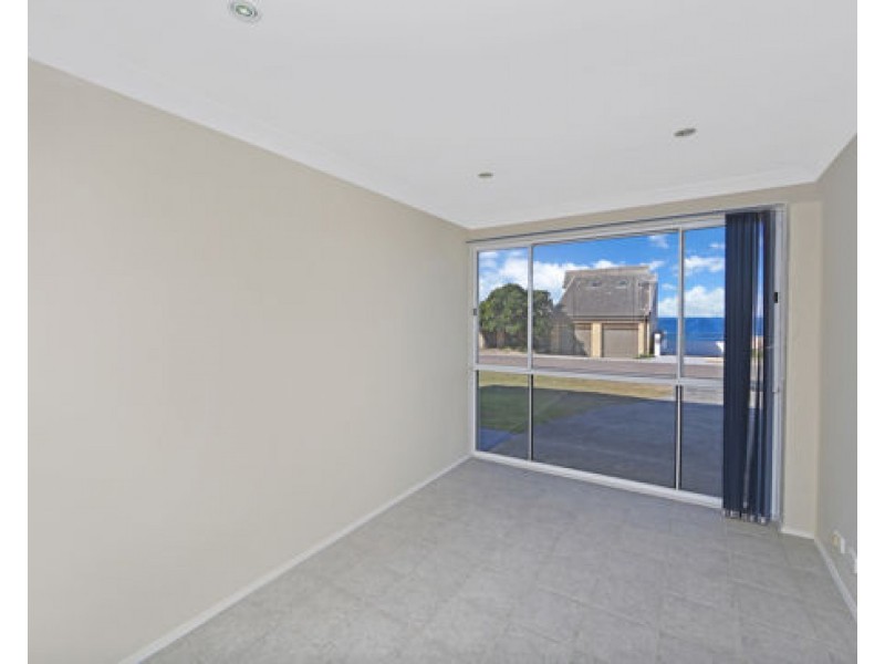 89 Kalakau Avenue, Forresters Beach NSW 2260