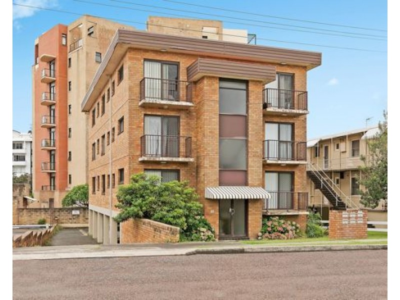 Unit 1 /58 Dening Street, The Entrance NSW 2261