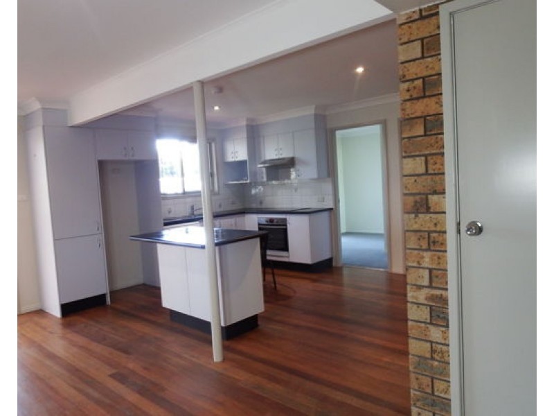 18 DS Henrys Road, Forresters Beach NSW 2260
