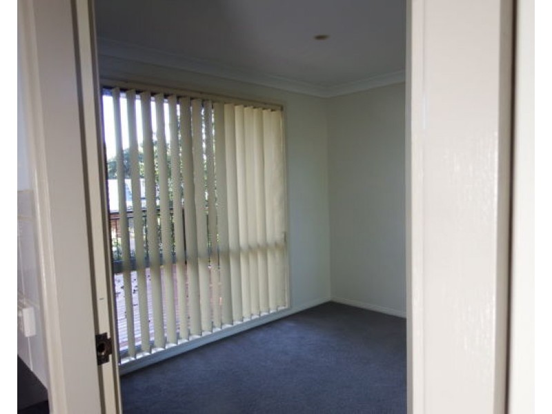 18 DS Henrys Road, Forresters Beach NSW 2260