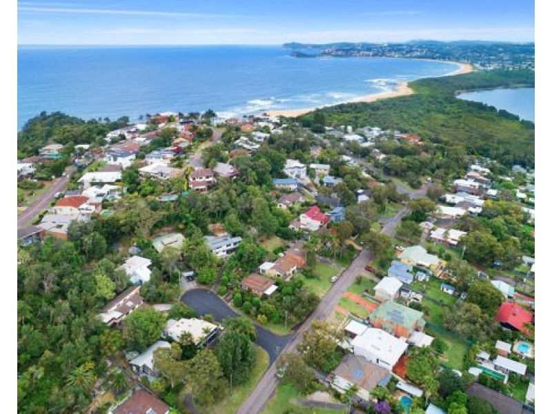 8 Arthur Place, Forresters Beach NSW 2260