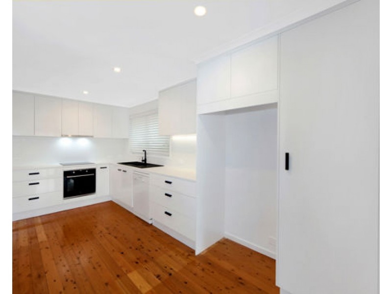 21 Joan Street, Forresters Beach NSW 2260