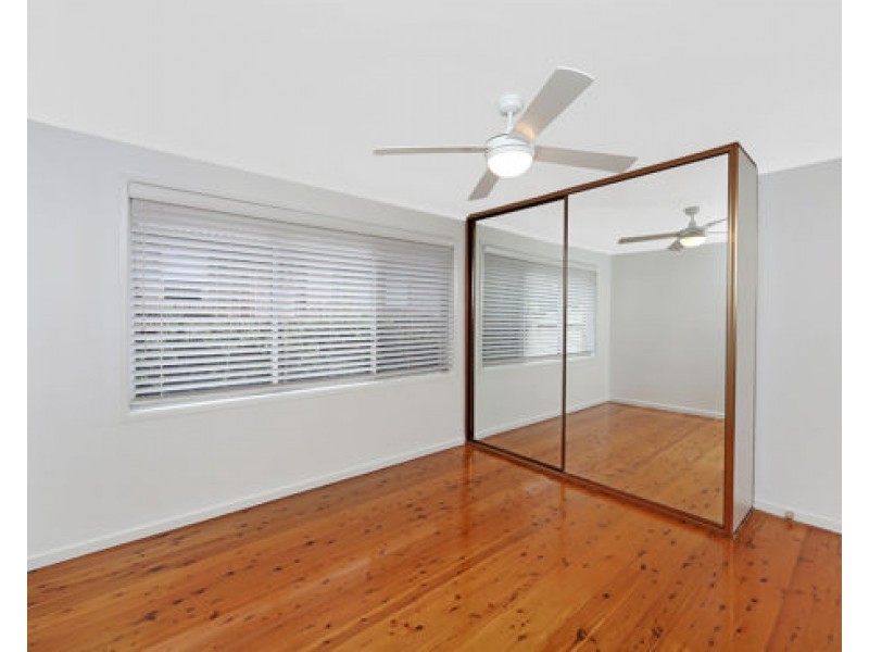 21 Joan Street, Forresters Beach NSW 2260