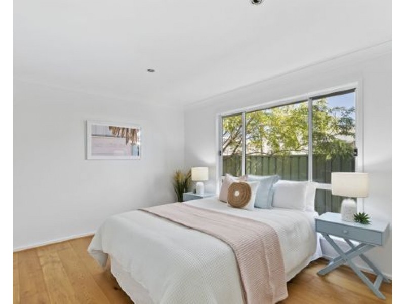 102A Kathleen White Crescent, Killarney Vale NSW 2261