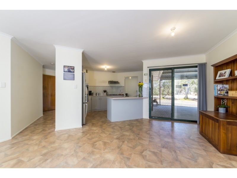 2 Connell Vale Road, Lewiston SA 5501