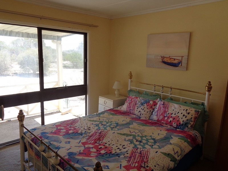 3 Collins Street, Webb Beach SA 5501