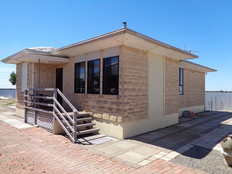 9 Thompsons Beach Road, Thompson Beach SA 5501