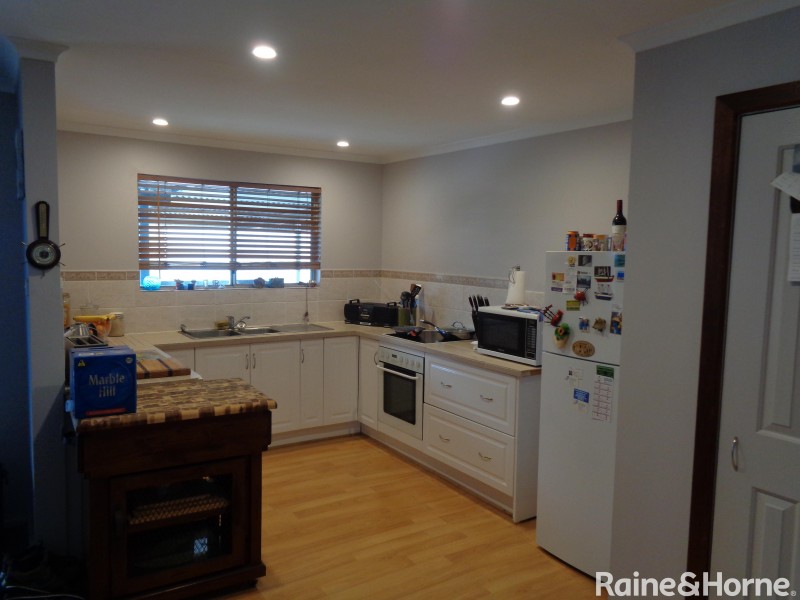 5 Prion Court, Thompson Beach SA 5501