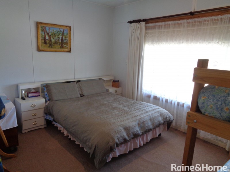 25 Shearwater Way, Thompson Beach SA 5501