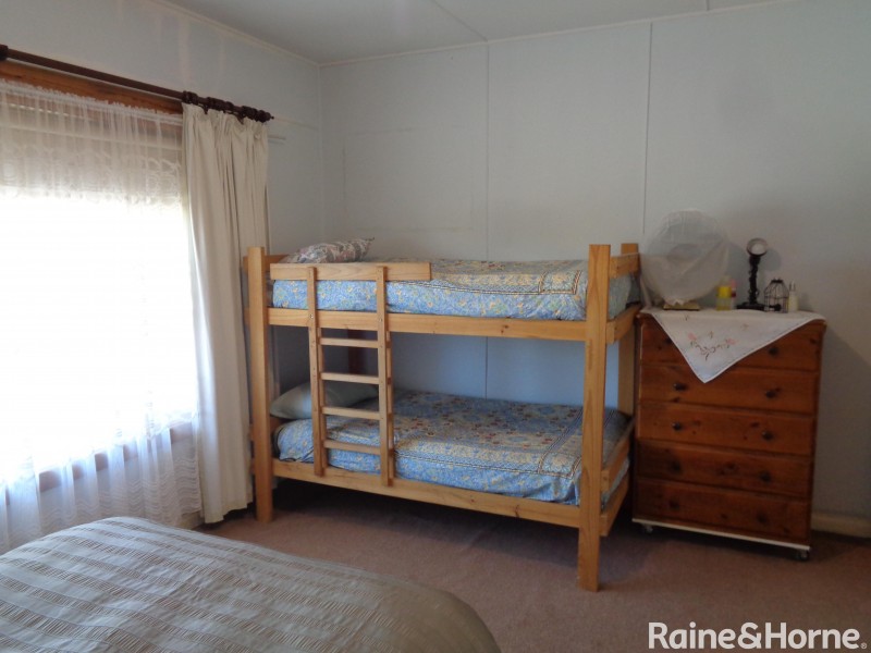 25 Shearwater Way, Thompson Beach SA 5501