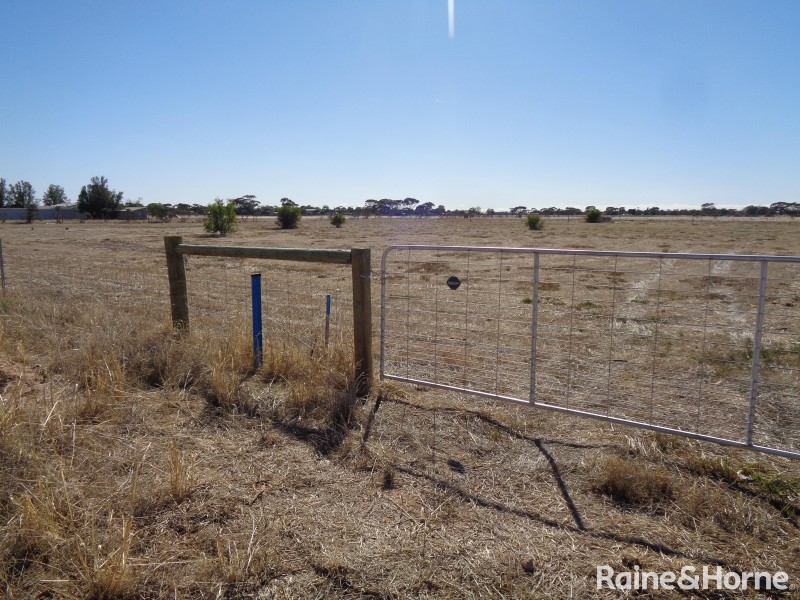 21 Buckland Park Road, Two Wells SA 5501