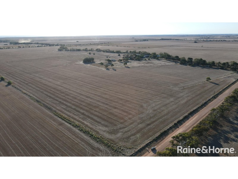 341 Devon Road, Lower Light SA 5501