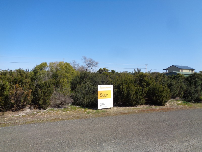 8 & 14 Kestrel Crescent, Thompson Beach SA 5501