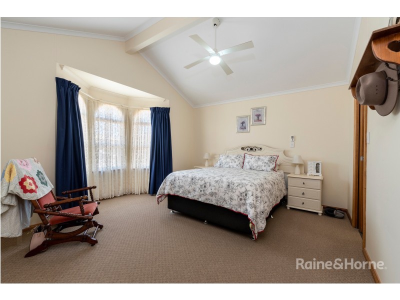 4 Pelican Court, Thompson Beach SA 5501