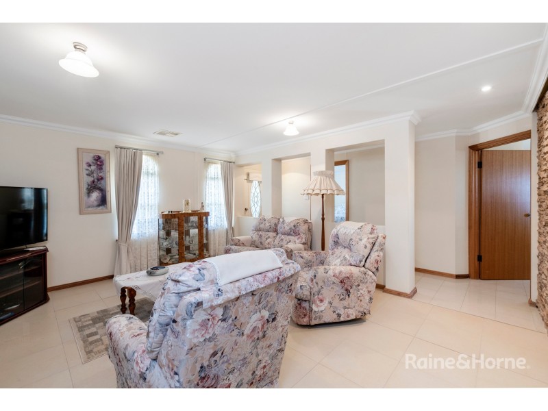 4 Pelican Court, Thompson Beach SA 5501