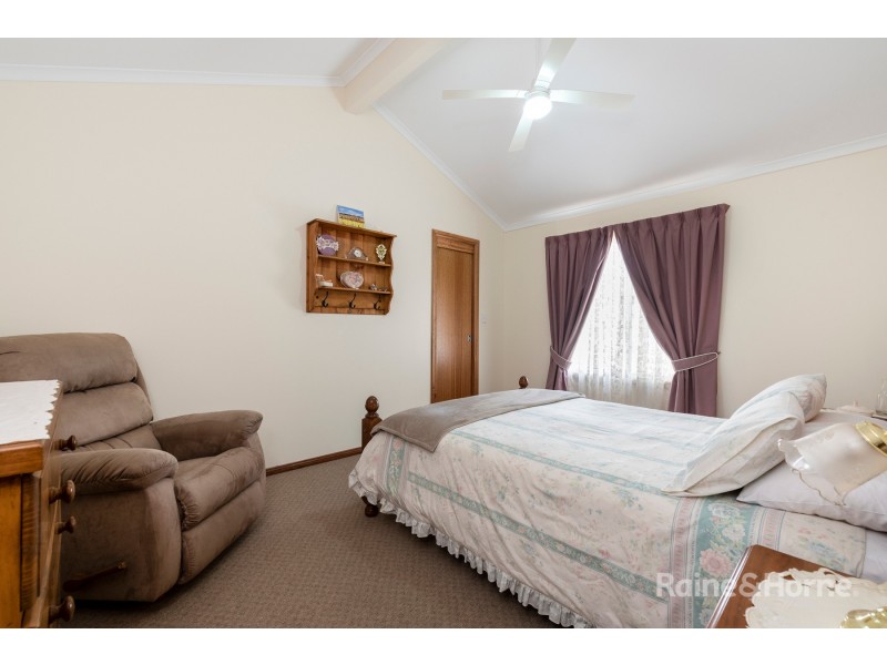 4 Pelican Court, Thompson Beach SA 5501