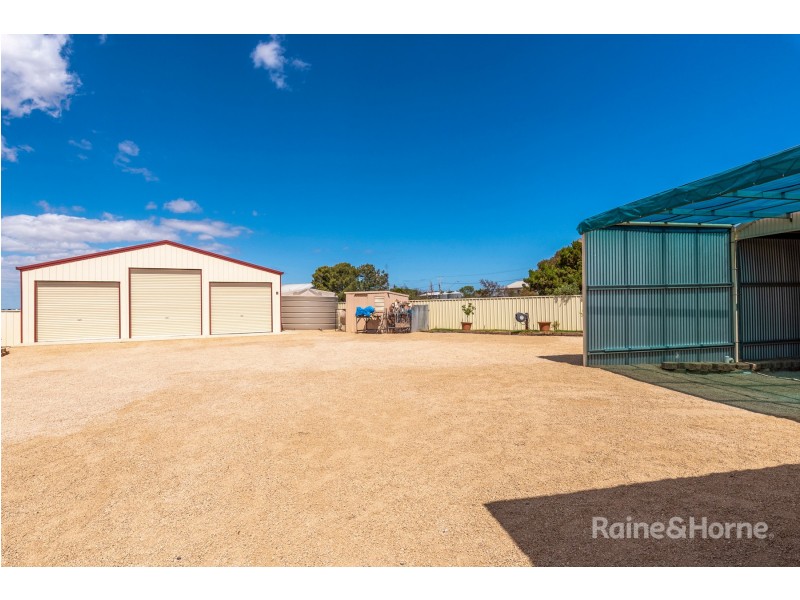 4 Pelican Court, Thompson Beach SA 5501