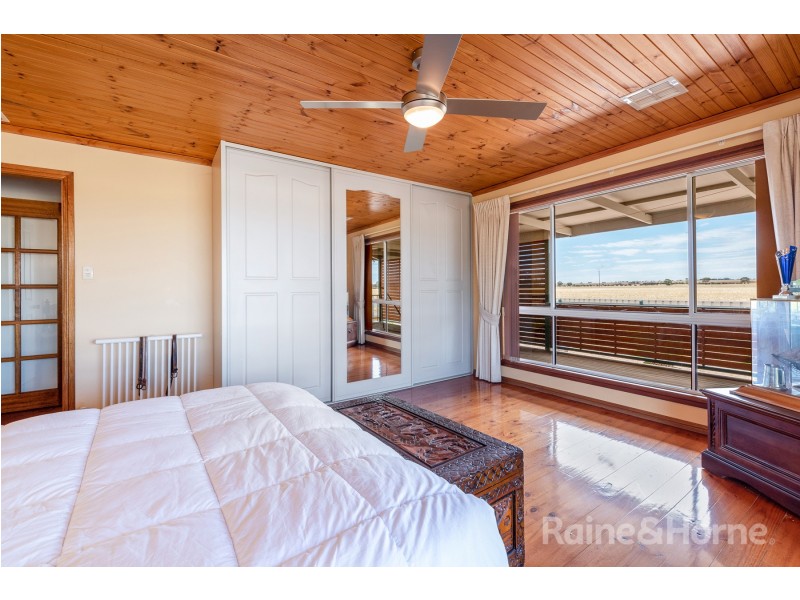 529 Paddys Bridge Road, Redbanks SA 5502