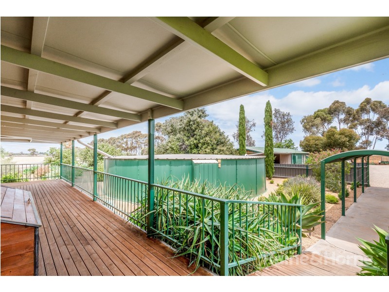 529 Paddys Bridge Road, Redbanks SA 5502
