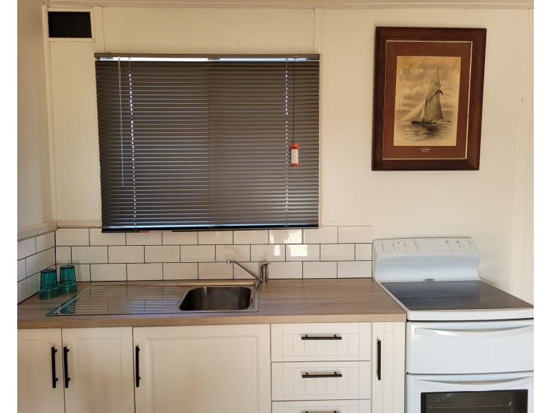 1760 The Esplanade, Middle Beach SA 5501