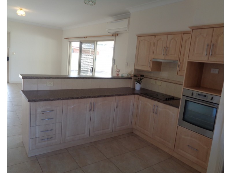 17 Harrys Point Road, Port Hughes SA 5558