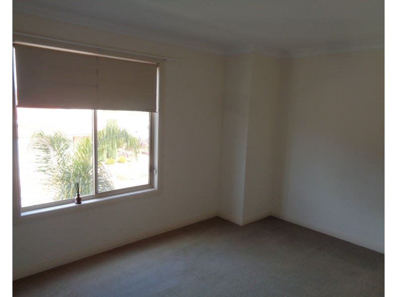 17 Harrys Point Road, Port Hughes SA 5558