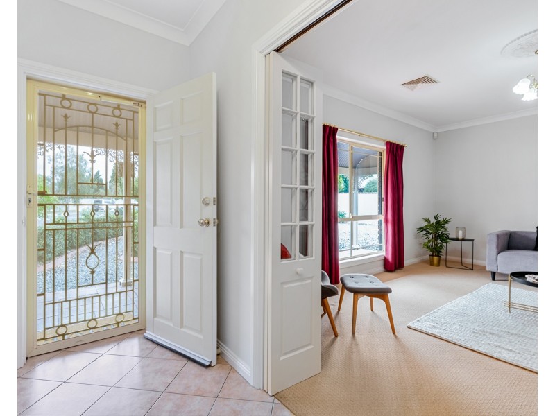 36 Jemalong Crescent, Roseworthy SA 5371