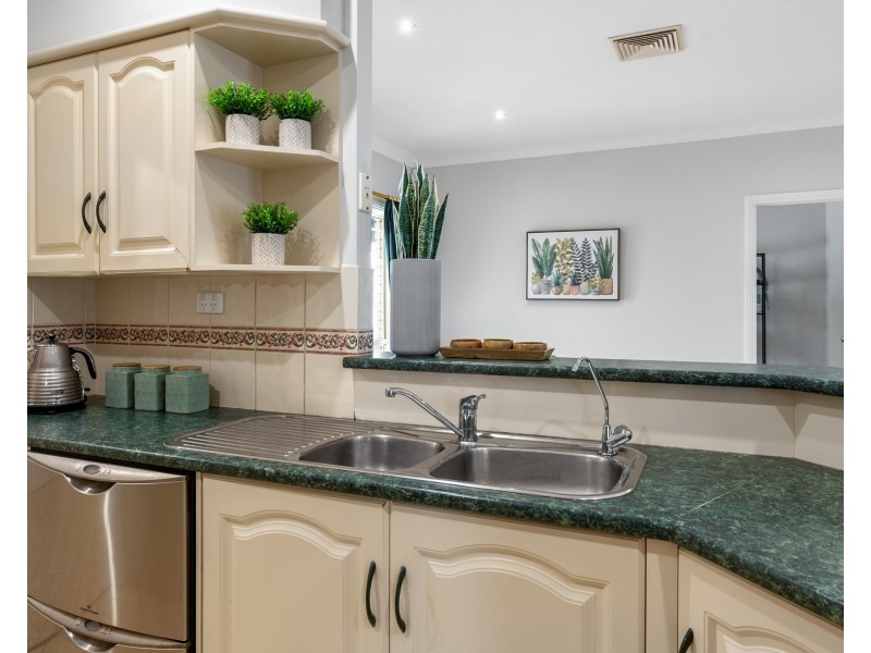 36 Jemalong Crescent, Roseworthy SA 5371