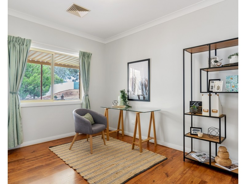 36 Jemalong Crescent, Roseworthy SA 5371