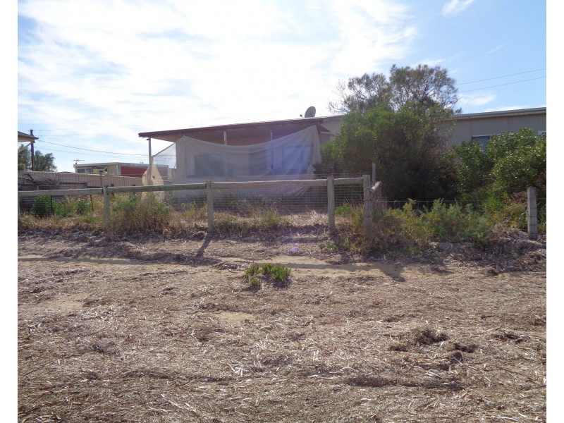 Lot 1783 The Esplanade, Middle Beach SA 5501